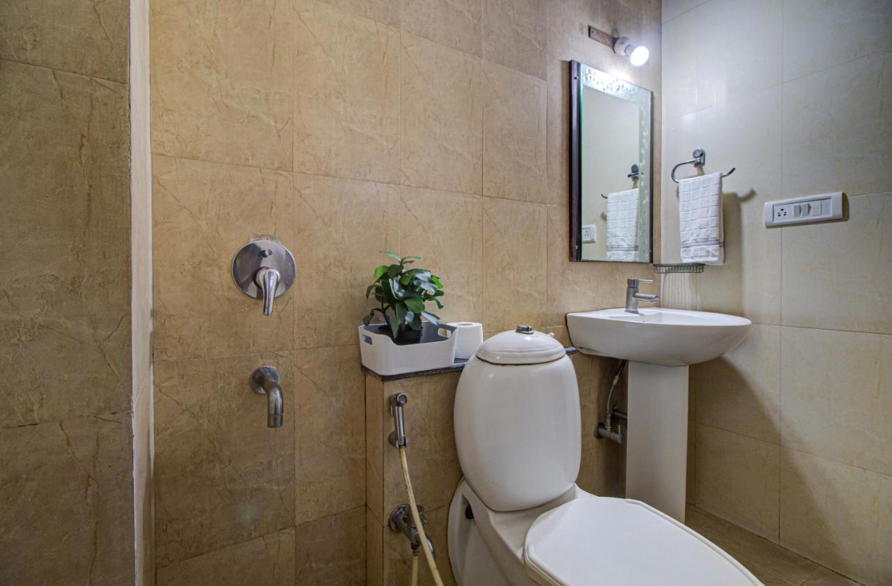 Hotel Royal Classio, บังกาลอร์ ภายนอก รูปภาพ